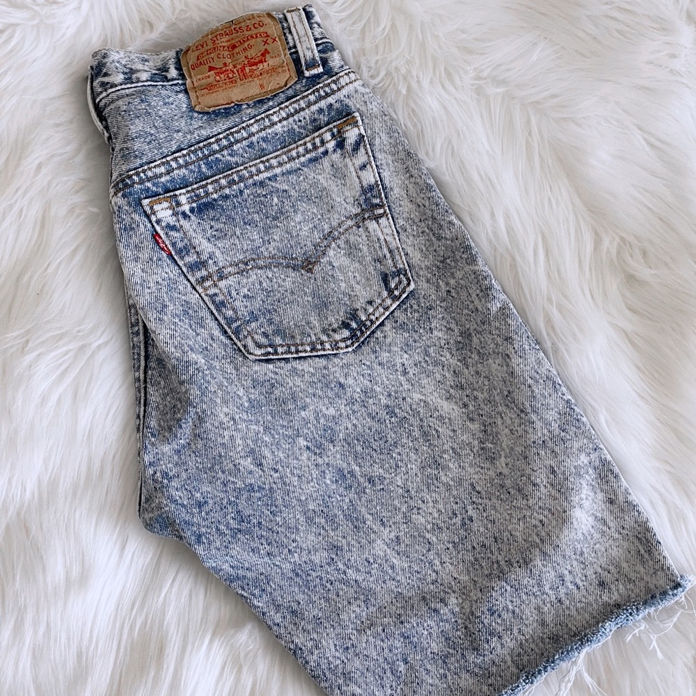 Vintage Levis Mens Acid Wash Shorts Size 31